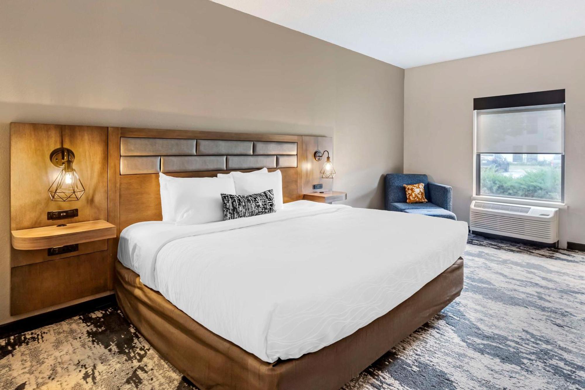 Best Western Plus Bourbonnais Hotel & Suites Eksteriør bilde