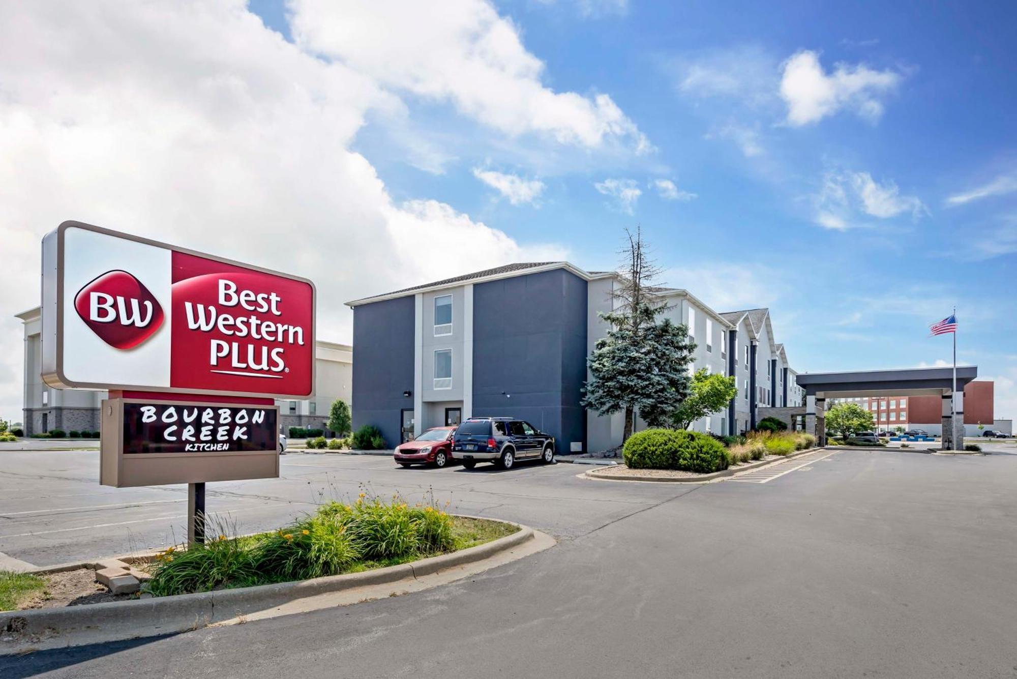 Best Western Plus Bourbonnais Hotel & Suites Eksteriør bilde